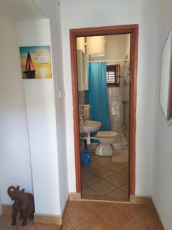 Veldic Apartments Tisno Kültér fotó