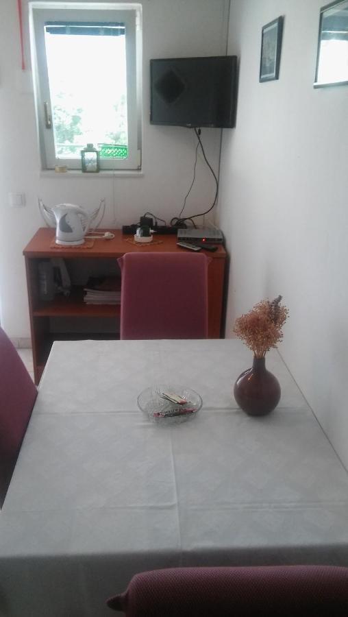 Veldic Apartments Tisno Kültér fotó