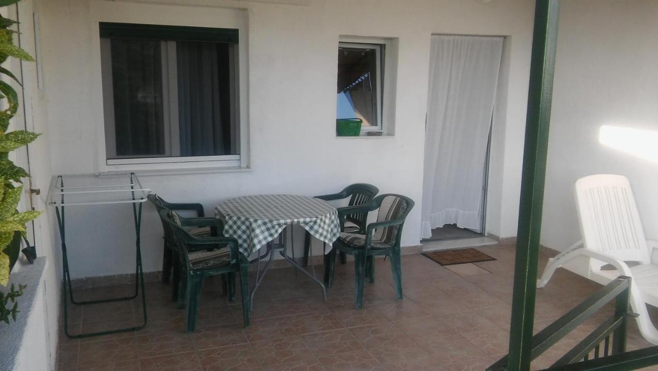 Veldic Apartments Tisno Kültér fotó